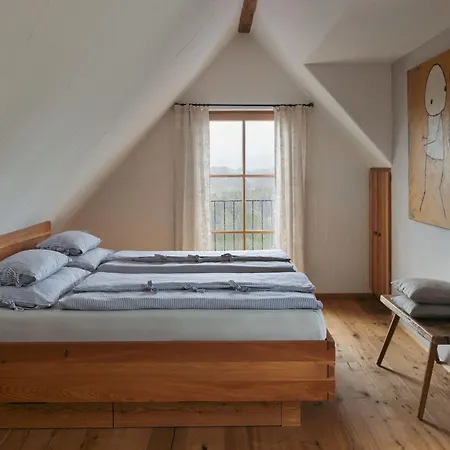 Am Wildbachberg - Luxus Ferienhaeuser Mit Infinitypool, Privatsauna Und Weinkeller Villa