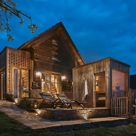 Am Wildbachberg - Luxus Ferienhaeuser Mit Infinitypool, Privatsauna Und Weinkeller Villa