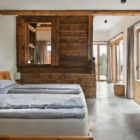 Am Wildbachberg - Luxus Ferienhaeuser Mit Infinitypool, Privatsauna Und Weinkeller Villa